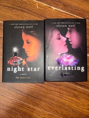 ✨2 Book Bundle | Alyson Noël "Night Star" & "Everlasting" Hardcover ✨